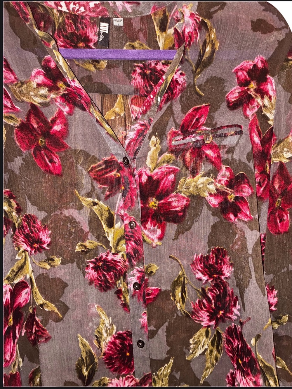 Kut from the Kloth sheer blouse features a taupe and maroon print L - Picture 6 of 6